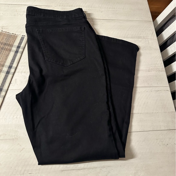 NYDJ Sheri Slim Ankle Jeans, size 12. Riveted ankle slit detail. - Picture 10 of 14